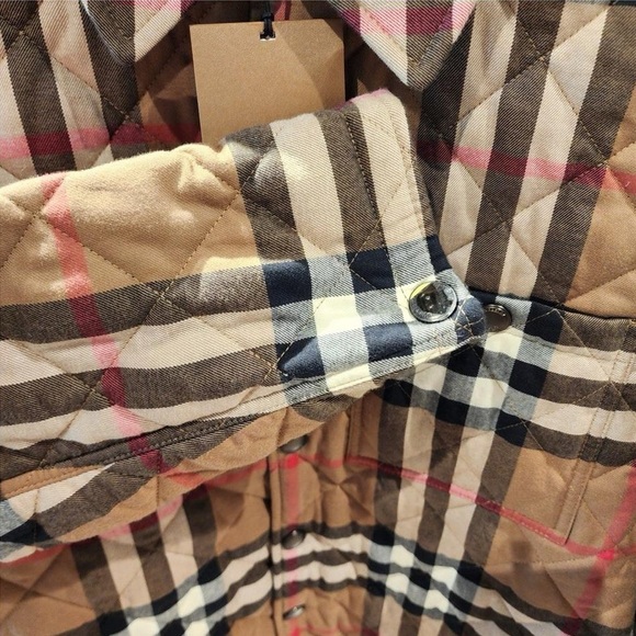 New Burberry men’s diamond quilted jacket in taupe brown check - Picture 5 of 8